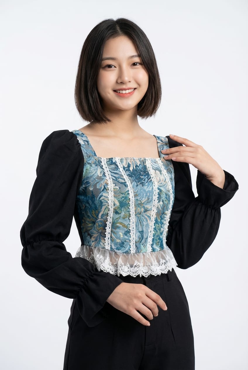 Women’s Elegant Square Neck Printed Top (Vintage Style – Black &amp; White Sleeves)
